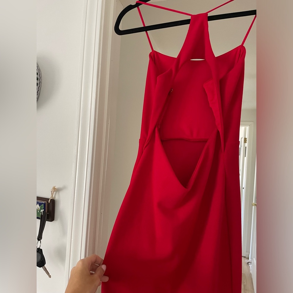 Red Ribbed Strapless Midi Dress for Cocktail Events - Picture 2 of 3